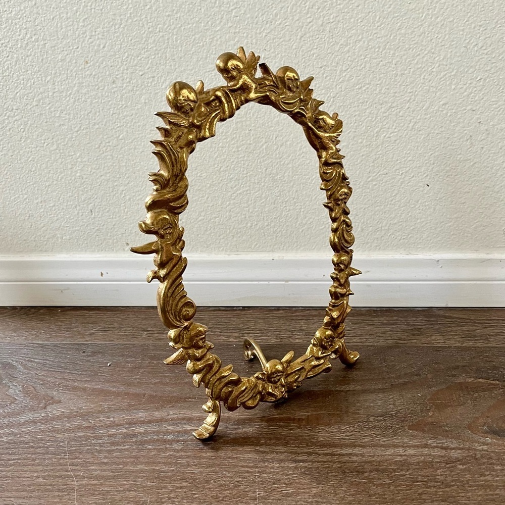 Gold Color Ornate Oval Picture Frame 8/12 inches - Picture 12 of 13